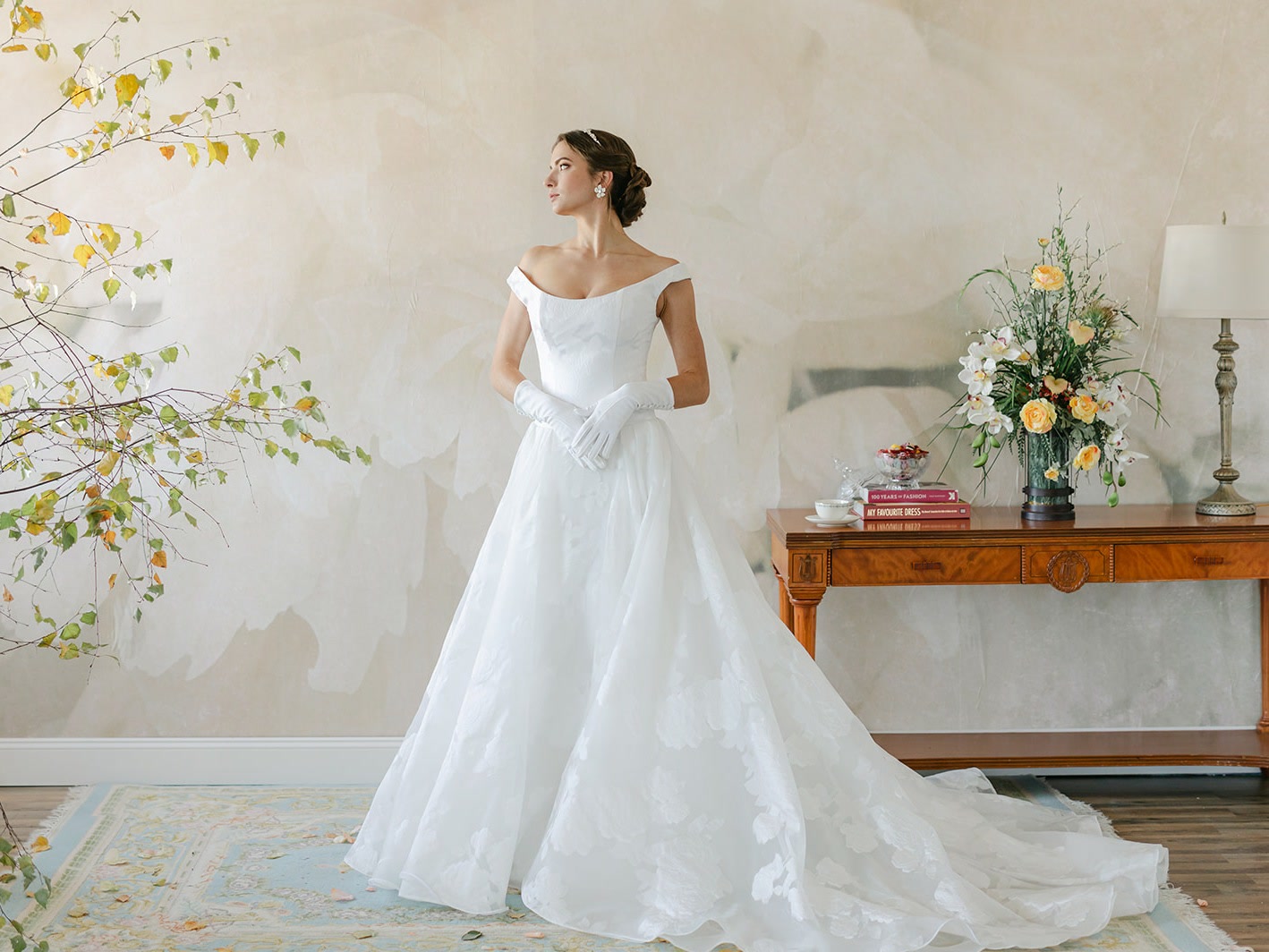 Aston — Modern Trousseau
